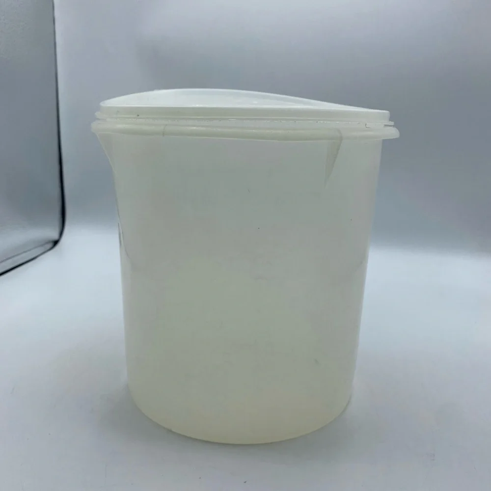 Vintage Tupperware Lot Tall Round Rectangle Containers Off Sheer WHITE 8 Piece